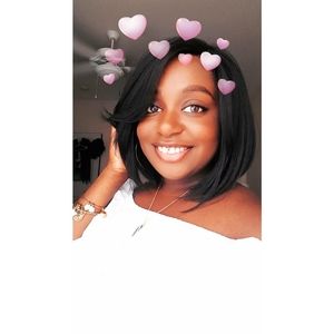 Meet your Posher, Jeannette